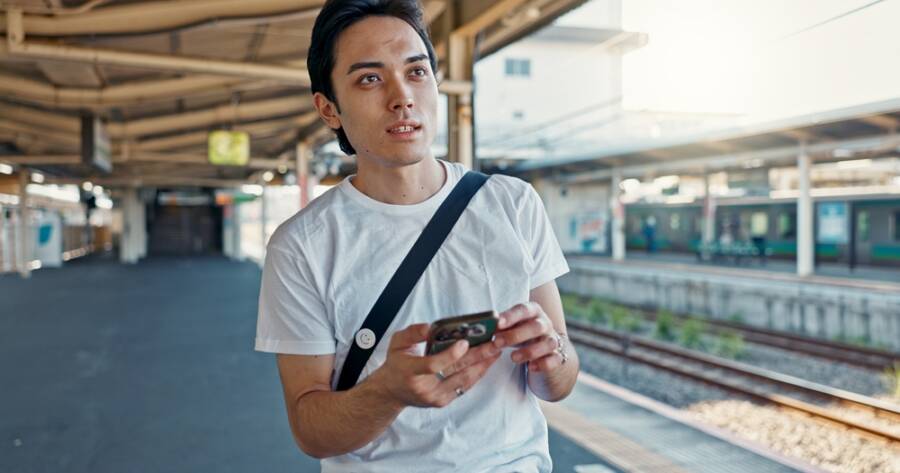 Using Maps Apps to Navigate Foreign Cities Without Stress